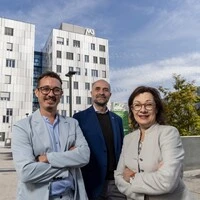 Lehrgangsleiter Thomas Weber, Vizerektor für Studium und Lehre Erwin Petek und Andrea Grisold, stellvertretende Lehrgangsleiterin (v.l.n.r)