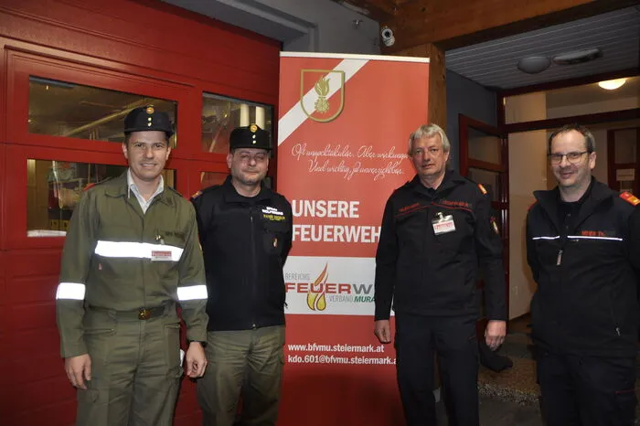 Rund 1300 Feuerwehr-Einsatzkräfte waren vor Ort.
