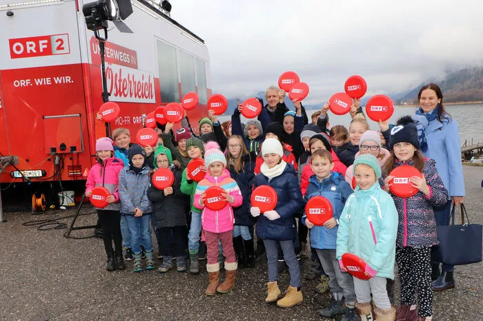 Auch die SchülerInnen der Volksschule Ossiach sind gekommen!