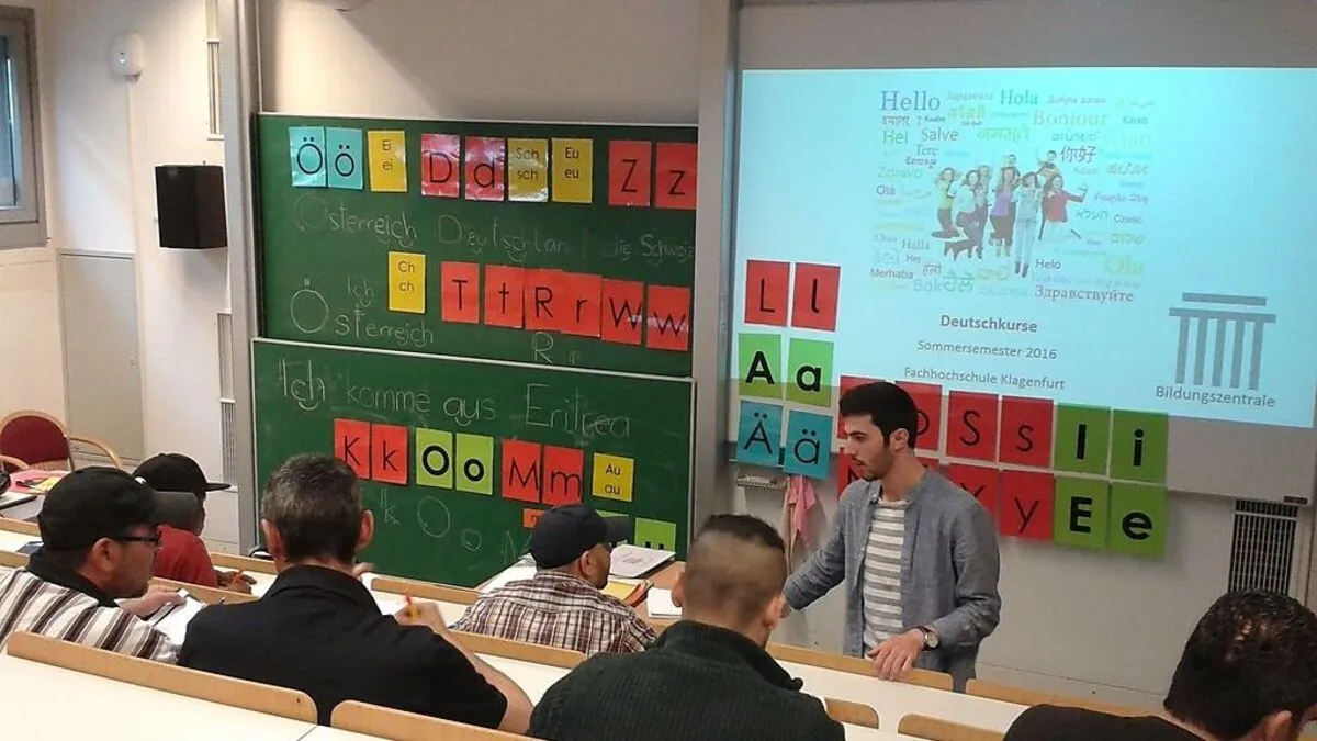 Unterrichtet wird in einem Raum der Fachhochschule Klagenfurt