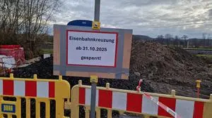 Die Eisenbahnkreuzung Spantenfeldweg wurde aufgelassen und ist nicht mehr benützbar