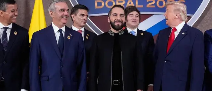 US-Präsident Donald Trump mit befreundeten Vertretern aus Lateinamerika und der Karibik beim „Shield of the Americas“-Treffen