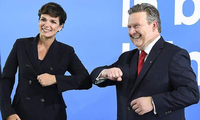 Rendi-Wagner und Wien-Spitzenkandidat Ludwig beim Wahlkampfauftakt der SPÖ