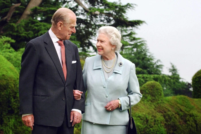 In Sandringham, seinem Ruhesitz, hatte Philip davor die meiste Zeit verbracht. Zur Ruhe gesetzt hat sich der Stammesälteste der Royals vor rund drei Jahren. Nach 22.219 Auftritten im Dienst der Krone hatte er genug.