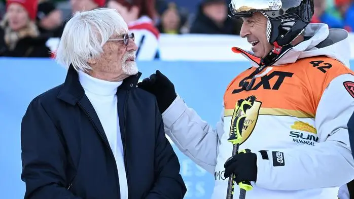 Bernie Ecclestone und der ehemalige Formel-1-Rennfahrer Jean Alesi