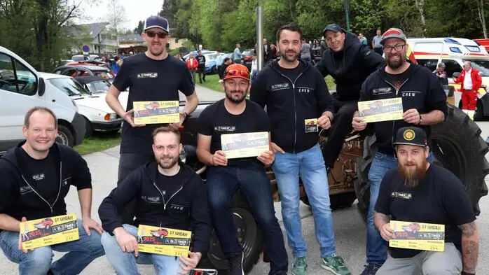 Am Foto das Team des Oldtimer Club St. Urban.