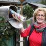 Gabriela Wurzer liefert die Kleine Zeitung vor die Haustüre
