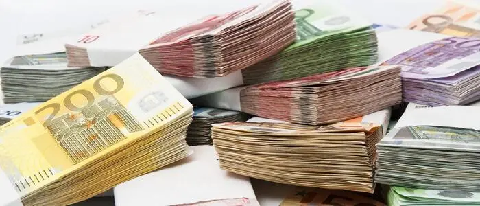 Viel Geld? Alles unter mehreren hundert Millionen sind ja doch nur Nüsschen