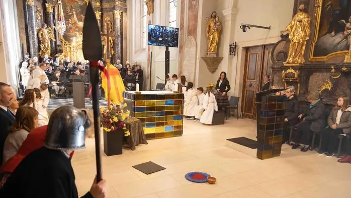 Am Sonntag wurde die festliche Messe zum Martinifest aus der Stadtpfarrkirche Hartberg live im Fernsehen übertragen