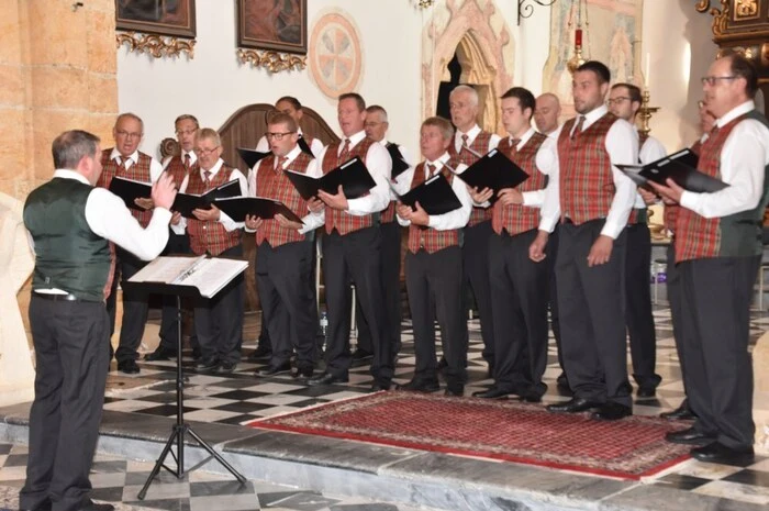 Am 27. August stand zum Saisonabschluss ein Konzert des Kameradenchors Schönberg-Lachtal am Programm.