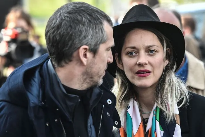 Auch die französische Schauspielerin Marion Cotillard und der französische Schauspieler und Regisseur Guillaume Canet verabschiedeten sich.