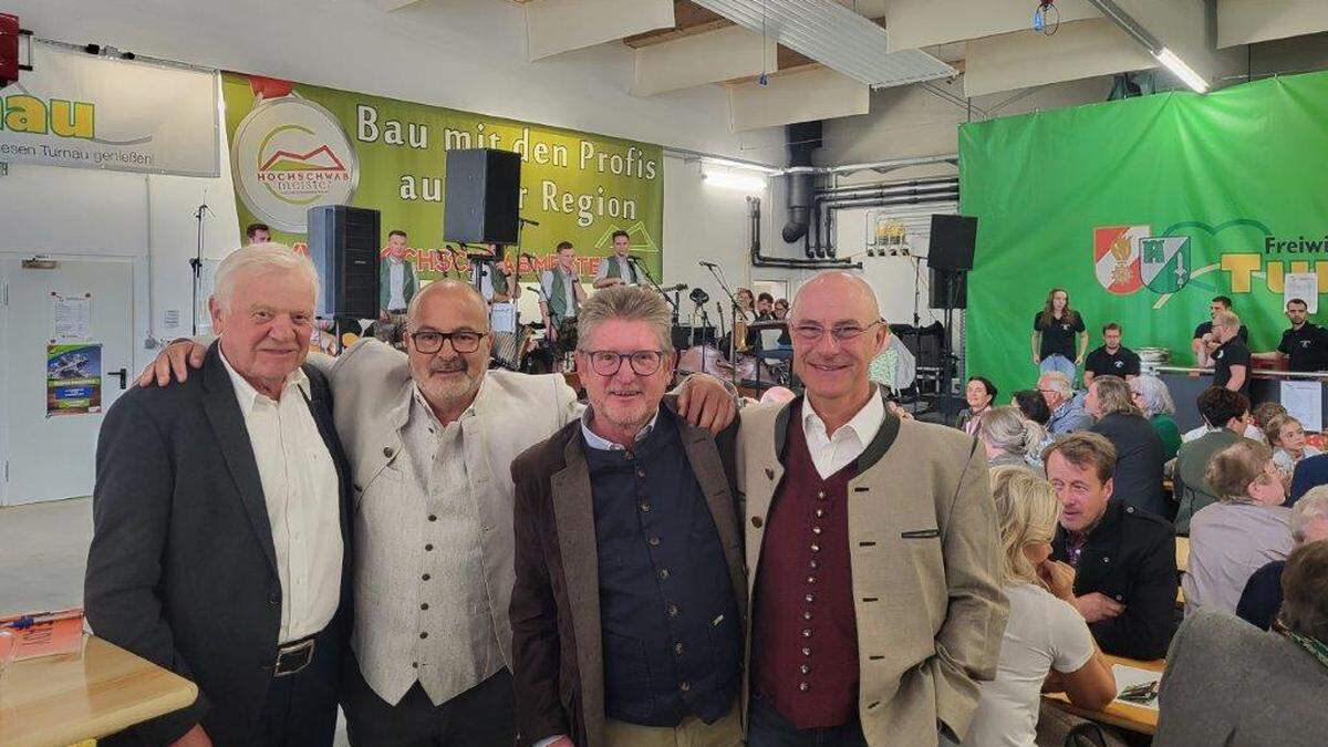 Gründungsobmann Franz Fladischer, der amtierende Obmann Siegfried Schöggl, Kassier Günther Essenko und Obmann-Stellvertreter Hannes Finding