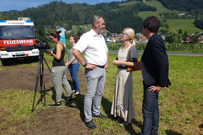 Am Freitag wurde in feierlichem Rahmen zum Spatenstich für das neue Rüsthaus geladen. 