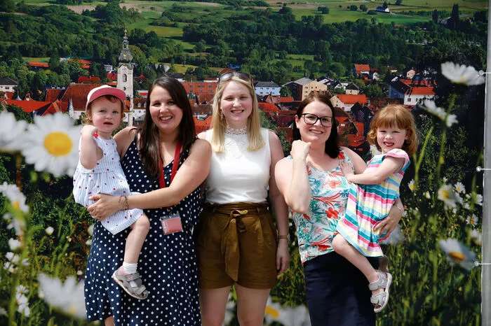 Klicken Sie sich durch die weiteren Bilder.