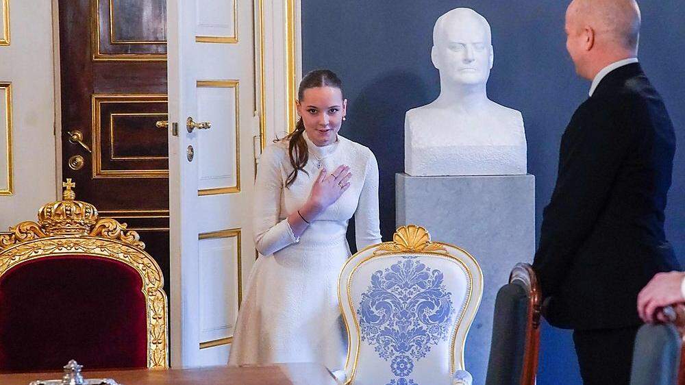 Prinzessin Ingrid Alexandra nahm erstmals an einer Sitzung mit der Regierung teil  