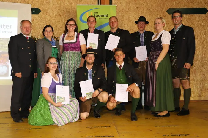 Im Anschluss an den Umzug wurden im Rahmen eines Festaktes noch besonders engagierte Mitglieder geehrt.  
