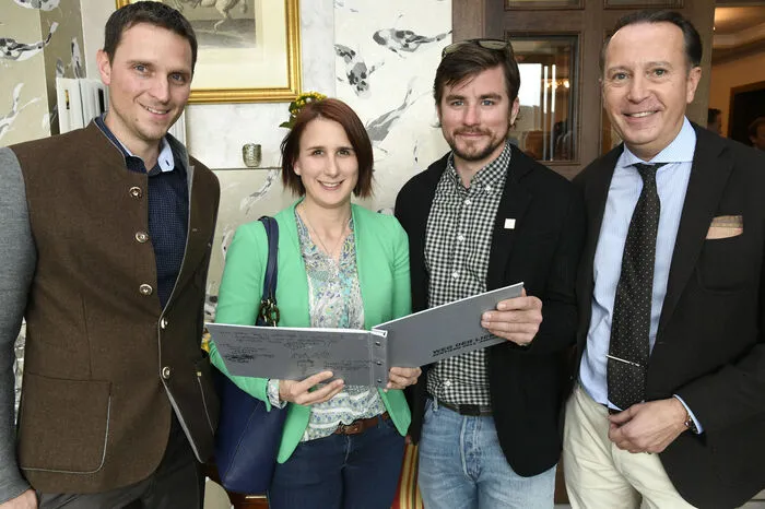 Gerhard Winkler (Hotel Moserhof), Stefanie Unterweger und Sebastian Klampferer von den Goldeck-Bergbahnen und Franz Josef Schmidt (Postwirt)