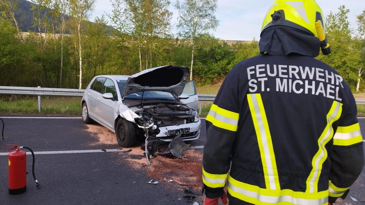 Am frühen Morgen krachte es am Autobahnknoten St. Michael