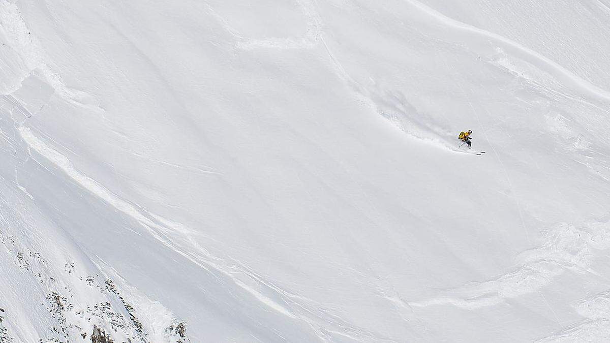 Achtung Lawinen! Durch Neuschnee und Wind kritische Tourenbedingungen mit Lawinengefahr!