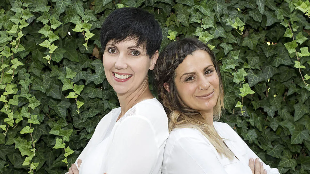 Esther Nott (links) und Isabel Krebs sorgen nun in Feldkirchen für geistiges Wohlbefinden