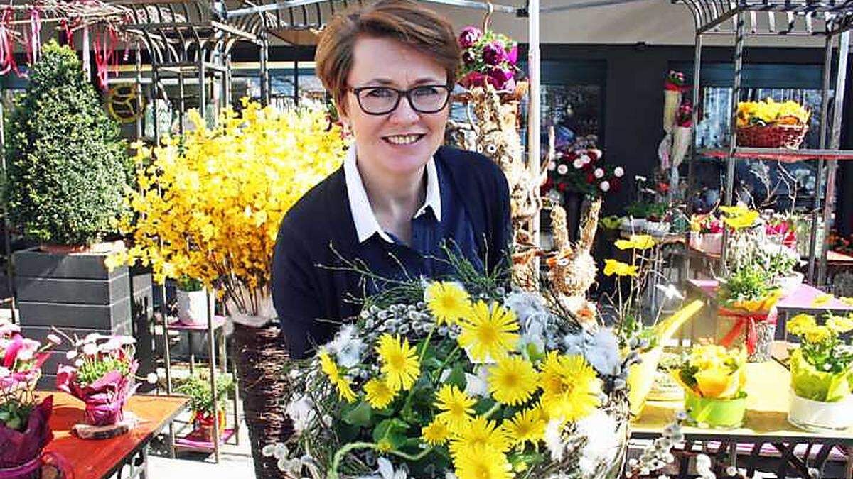 Birgit Brommer hat die Gratis-Sträuße vorbereitet