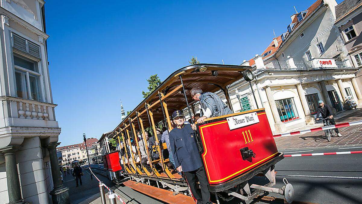 Gut angenommen wurde die Straßenbahn.