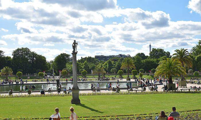 Große Parks, die auch stark von Touristen frequentiert werden, wie etwa der Jardin du Luxembourg sind vom Rauchverbot noch nicht betroffen