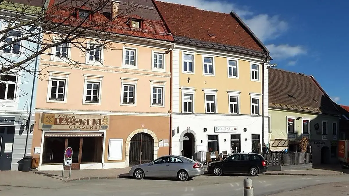 Ab April sind am Feldkirchner Hauptplatz wieder alle Geschäfte offen. Ein Nahrungsergänzungs- und ein Trachtenmodegeschäft öffnen in Kürze