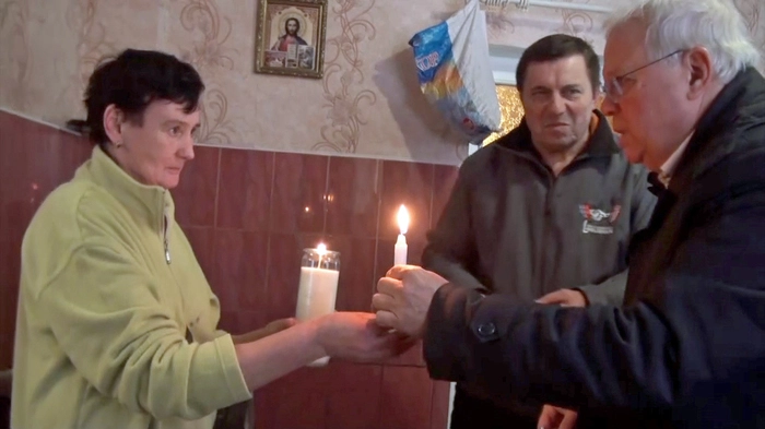 Das ORF-Friedenslicht aus Bethlehem ist in der Ukraine angekommen.