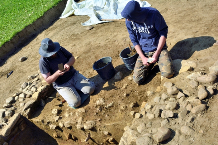 Es wird vermutet, dass sich in diesem Bereich vor 2000 Jahren eine wichtige Straßengabelung befand.