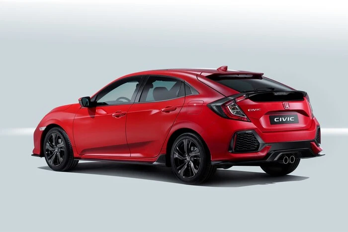 Der Civic ist das erste Modell in Europa, das mit den neuen 1-Liter-Dreizylinder und dem 1.5-Liter-Vierzylinder-Turbobenzinmotoren ausgestattet ist. Das maximale Drehmoment des Dreizylinders beträgt 200 Newtonmeter, die Leistung liegt bei 129 PS.