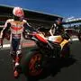 Spain's Marc Marquez gets back in the pits with his Honda after free practice 4 ahead the Italian Moto GP Grand Prix at the Mugello race track on June 1, 2019 in Scarperia e San Piero. (Photo by Filippo MONTEFORTE / AFP)