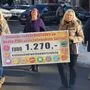 v.l.: Eveline Koller, Christine Glinzner-Mosier, Elisabeth Lerch, Andrea Guggenberger bei der Spendenübergabe am Neuen Platz.