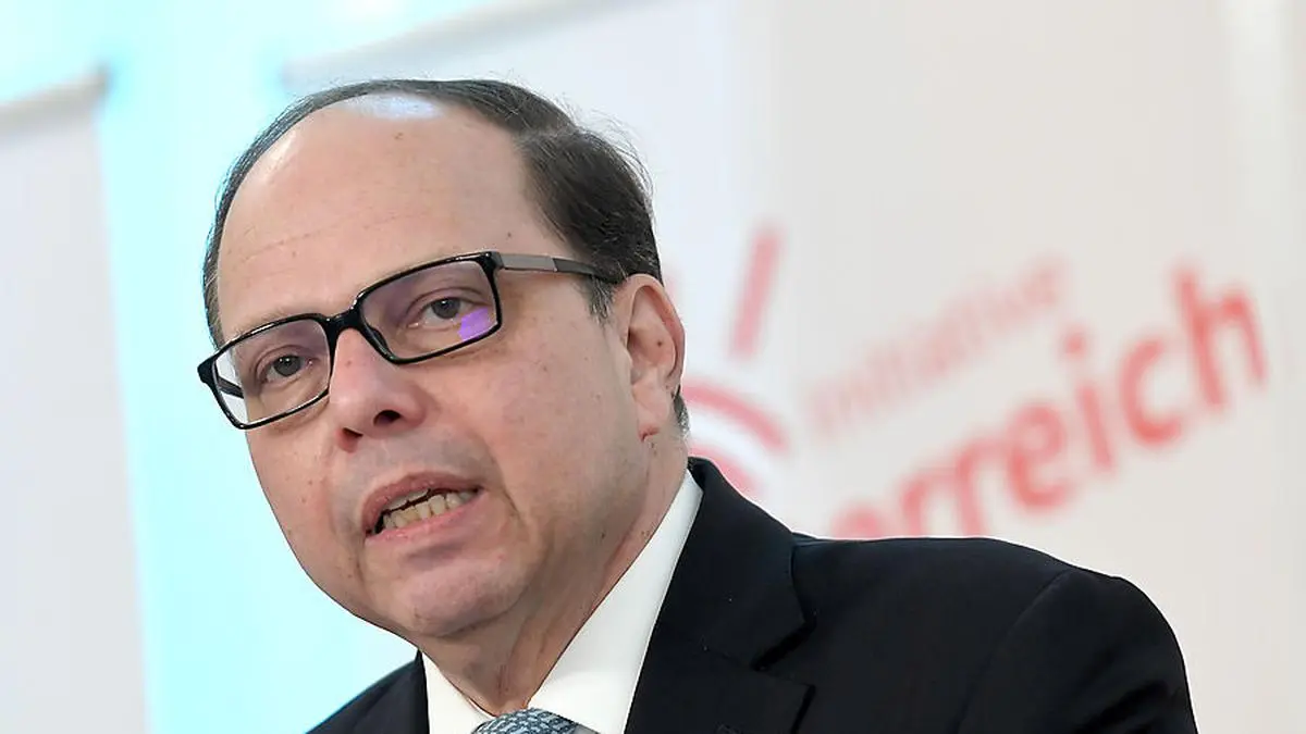 Ärztekammer-Präsident Thomas Szekeres glaubt nicht, dass der Lockdown für Ungeimpfte" ausreicht