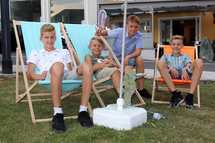 Die Initiatoren Alice, Roland und Marc Gressenbauer und ihr Team haben dabei für die Besucher...