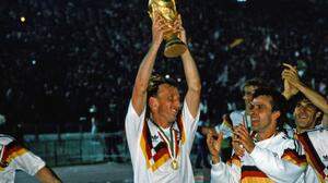 Dieses Bild von Andreas Brehme bei der Weltmeisterschaft 1990 ging um die Welt