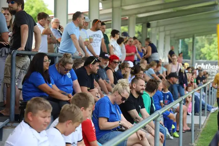 Zahlreiche Gäste waren vor Ort