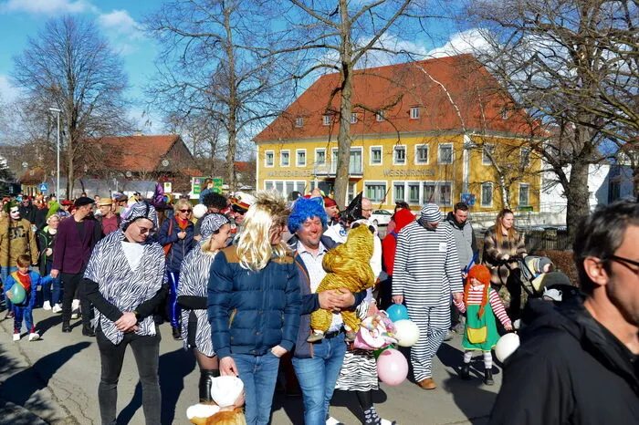 Jahr für Jahr stellt dieses Treiben für die Marktgemeinde den Höhepunkt des Faschings dar.