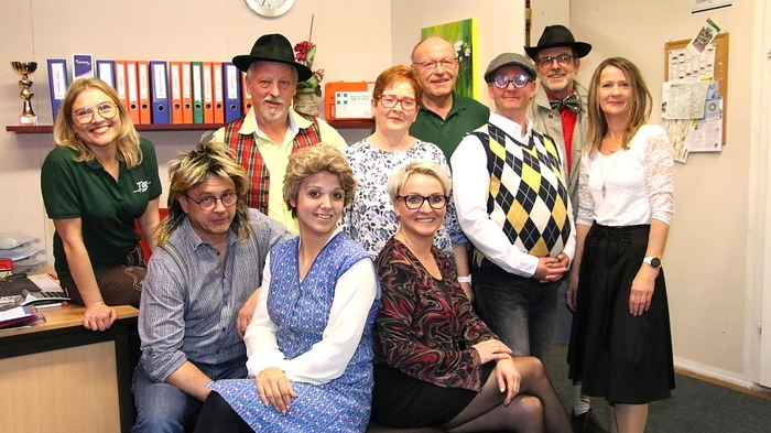 Mit dem neuen Stück "Die Gedächtnislücke" feierte die Theaterrunde Stallhofen eine gelungene Premiere im Freizeitzentrum.