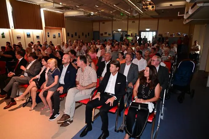 Aus diesem Grund wurde am Wochenende ausgiebig gefeiert. Los ging es mit einem Festakt im voll besetzten Volksheim.