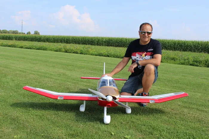 Im Vereinsareal dürfen ausschließlich Flugzeuge mit Elektroantrieb gestartet werden.