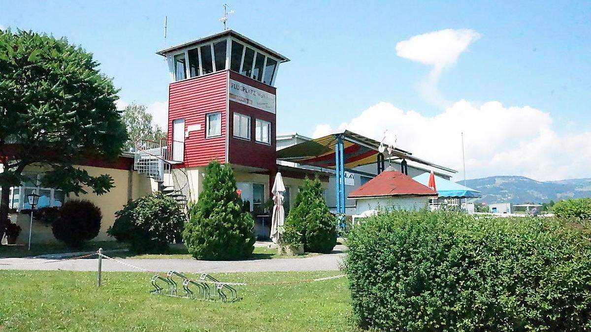 Am Flughafen St. Marein wird der Platz für Abstellflächen nun wirklich knapp