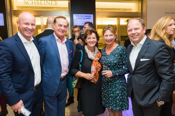 Gemeinderat Peter Stöckle, Rudi Roth, Landesrätin Ursula Lackner, Laufenberg und Rinner 