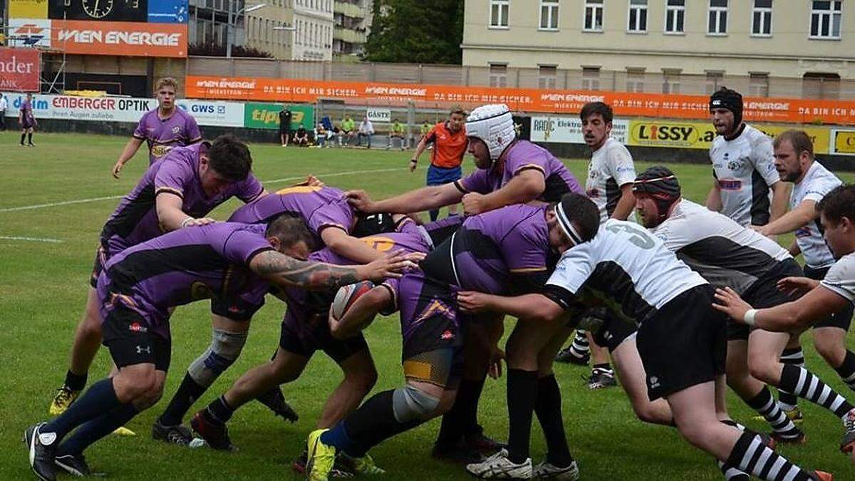 Die Anexia Tigers (in weiß) holten sensationell den Meistertitel in der 2. Rugby-Liga.