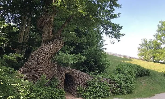 Kunst in der Landschaft des Valsugana-Tals 