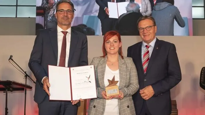 Landeshauptmann Arno Kompatscher (Südtirol), Marlies Schett, und Landeshauptmann Günther Platter (Tirol)