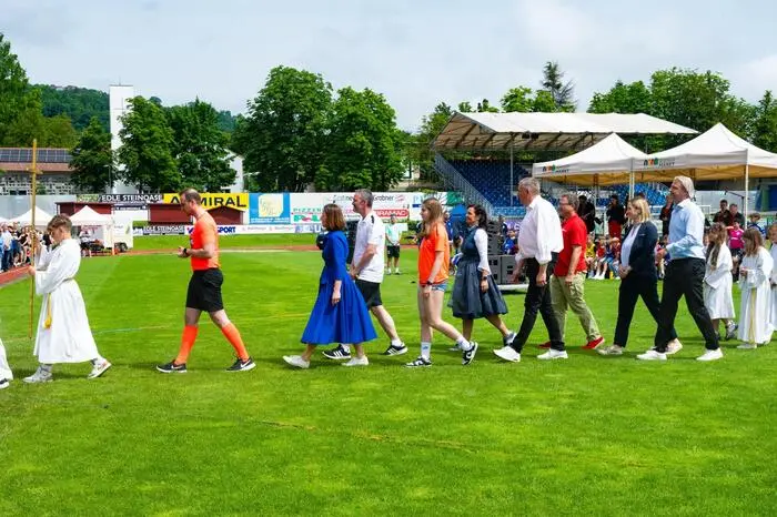  Im Anschluss gab es einen Frühschoppen mit buntem Rahmenprogramm und eine freudige Stimmung für den Start des TSV Hartberg in den Europacup in fünf Tagen.