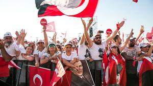 Hunderttausende versammelten sich am Sonntag im Istanbuler Stadtteil Maltepe.