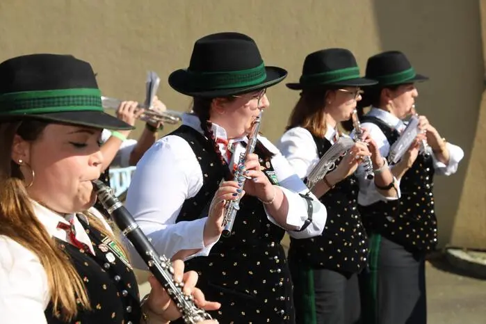 „Die Gründung der Marktmusikkapelle erfolgte zu einer Zeit, in der ein allgemeiner Aufschwung bei den Vereinsgründungen erfolgte. Für St. Peter stellte eine Musikkapelle eine enorme Bereicherung für das Gesellschaftsleben dar“, sagte Obfrau Wagnes.