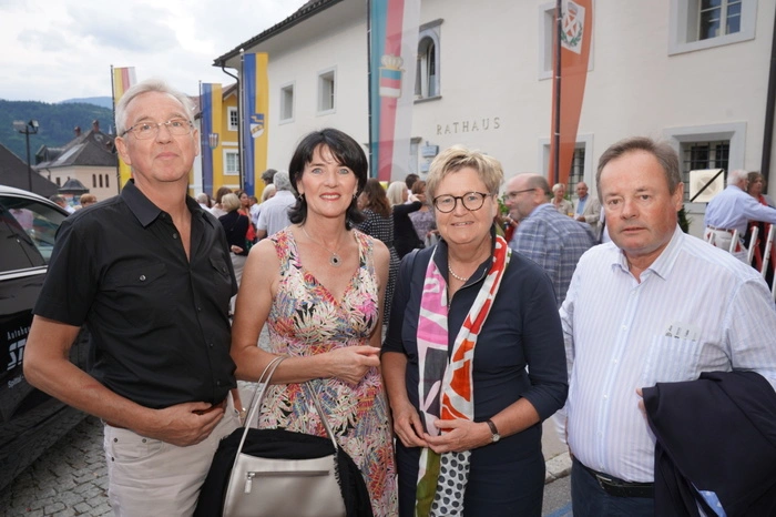 Kiwanis Präsident Wolfgang Stocker, TZMÖ-Leiterin Brigitte Stocker, Kulturinitiative Gmünd-Leiterin Erika Schuster und Bürgermeister Johan Schuster